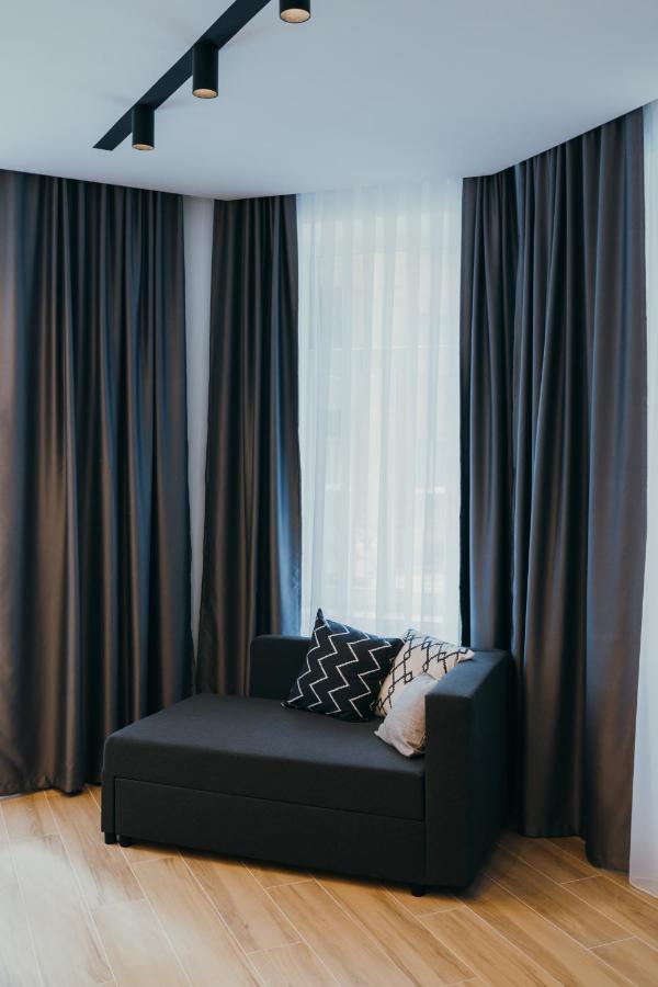 Poppy Downtown Suites Sarajevo Exterior foto